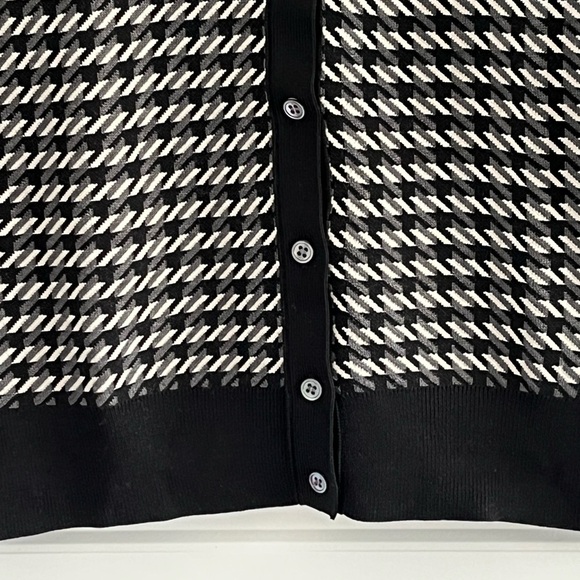 NWT Ann Taylor Geometric Academia Preppy Cardigan Sweater 3/4 Sleeve Size M - Picture 3 of 13